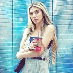 Meet your Posher, Oksana